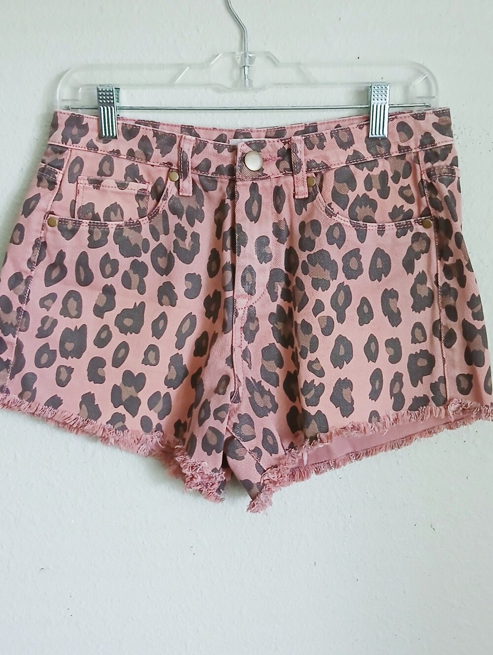 EASEL Dusty Rose Leopard Denim Cut Offs Size Small Cowgirl Cool Festival